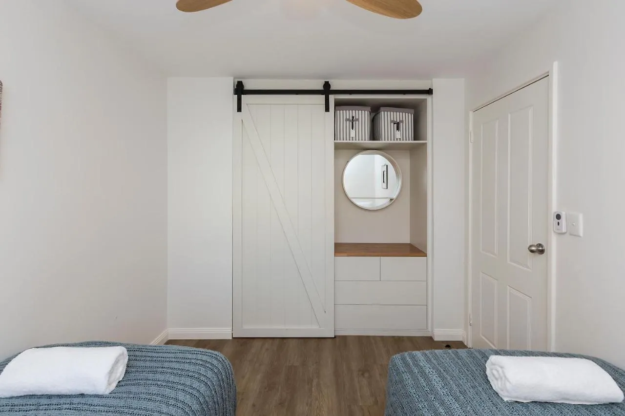 Cottesloe Blue Apartment - Executive Escapes Perth Australia