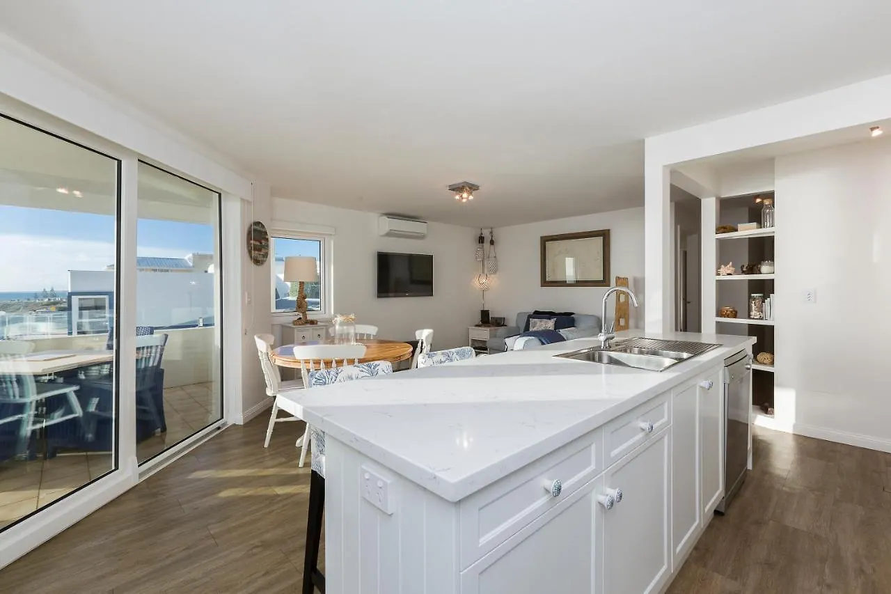 Cottesloe Blue Apartment - Executive Escapes Perth