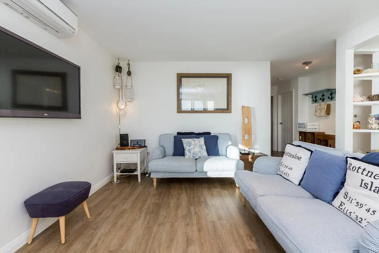 Cottesloe Blue Apartment - Executive Escapes Perth Australia